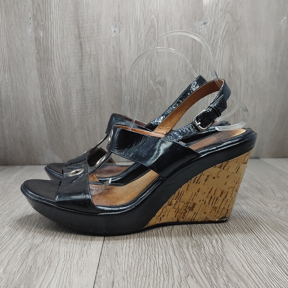 SOFFT Black Patent Leather Cork Wedge Montera Sandals T Strap Sling Back size 10 - Picture 6 of 12